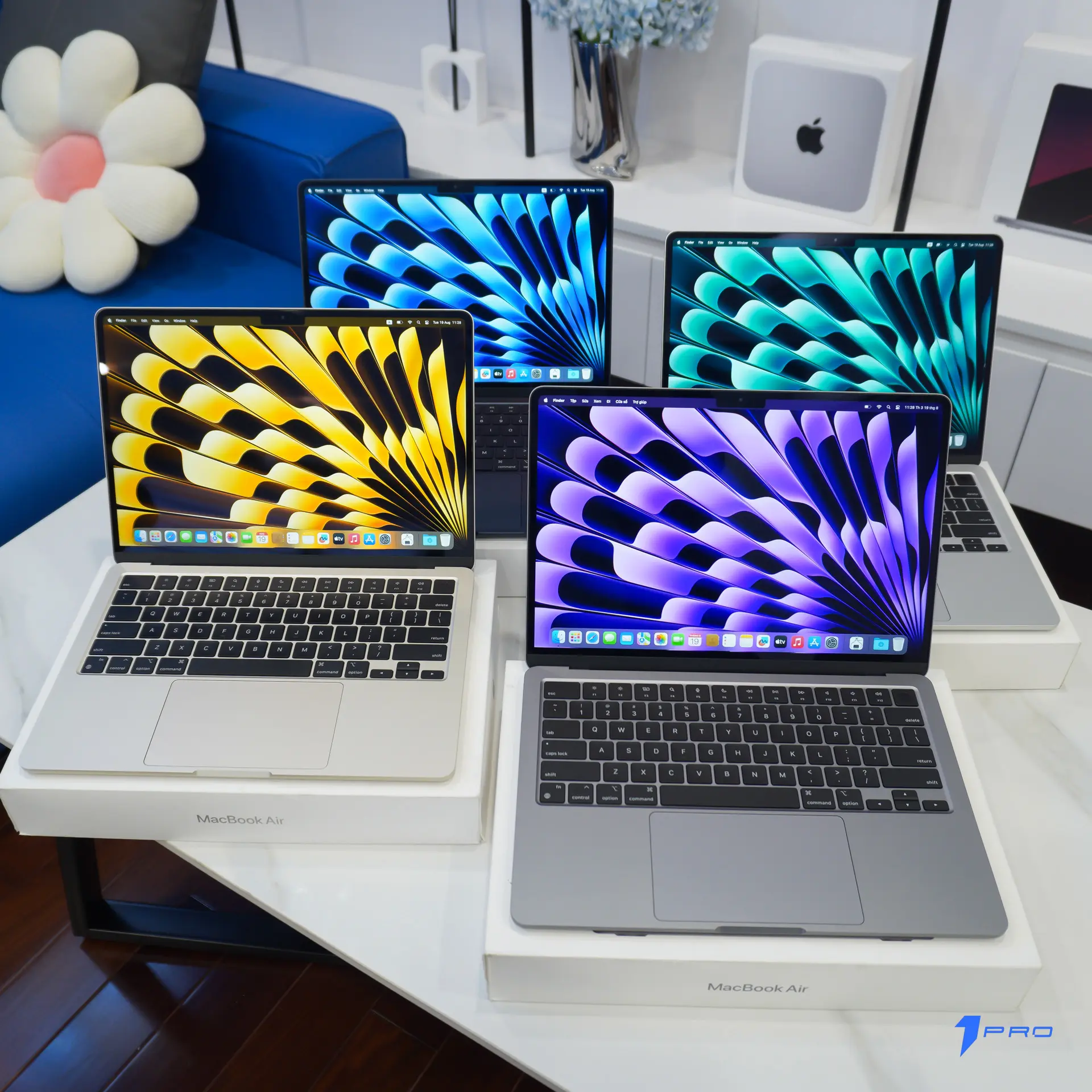 Macbook Air M4 sử dụng trong môi trường làm việc