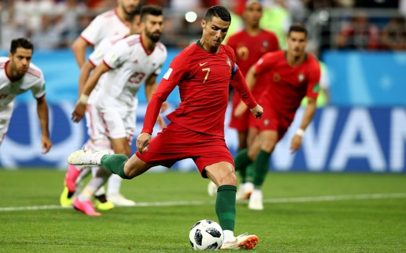 Phân tích biến động odds trước giờ bóng lăn 1 tiếng