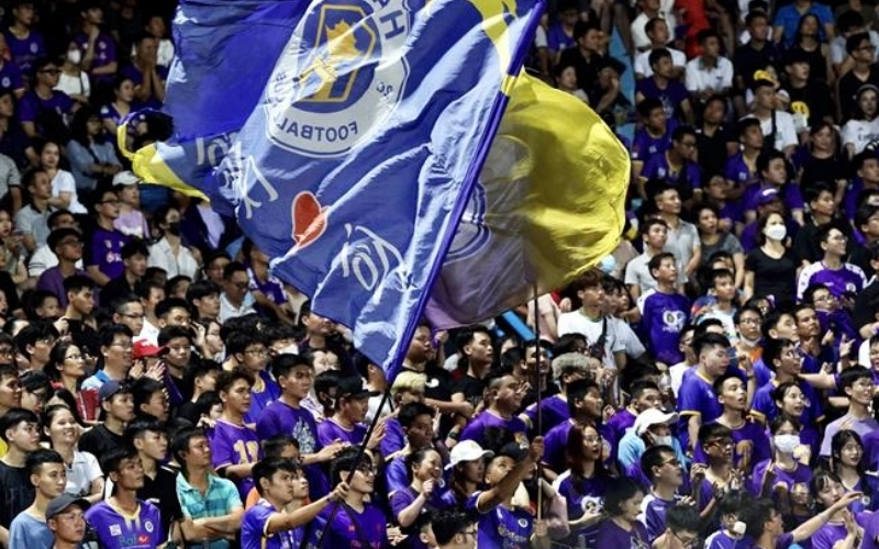 Vai trò của người hâm mộ trong sự phát triển của một câu lạc bộ bóng đá